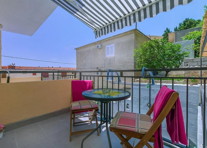 Apartment Goge